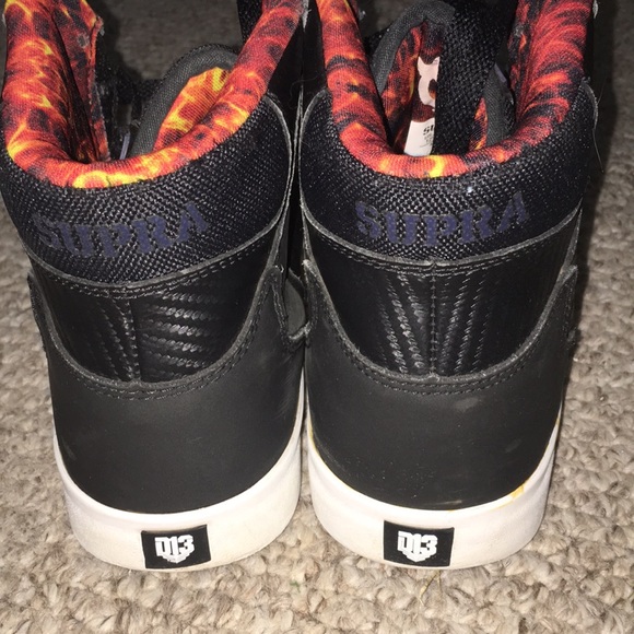 Black Supra sneakers - Picture 3 of 3